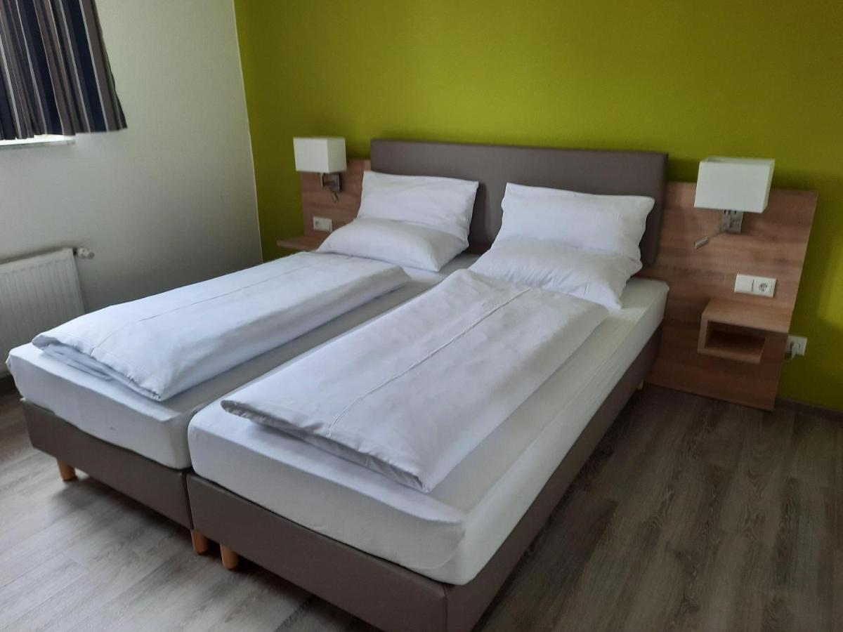 Hotel Zur Erholung & Restaurant Amme'S Landhaus Eicklingen ภายนอก รูปภาพ
