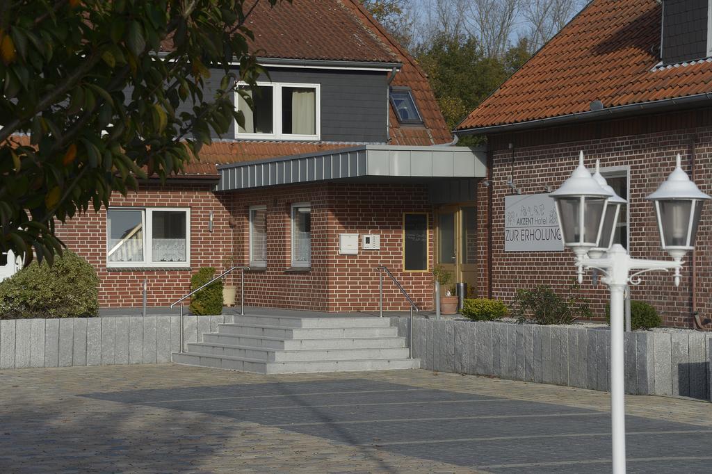 Hotel Zur Erholung & Restaurant Amme'S Landhaus Eicklingen ภายนอก รูปภาพ